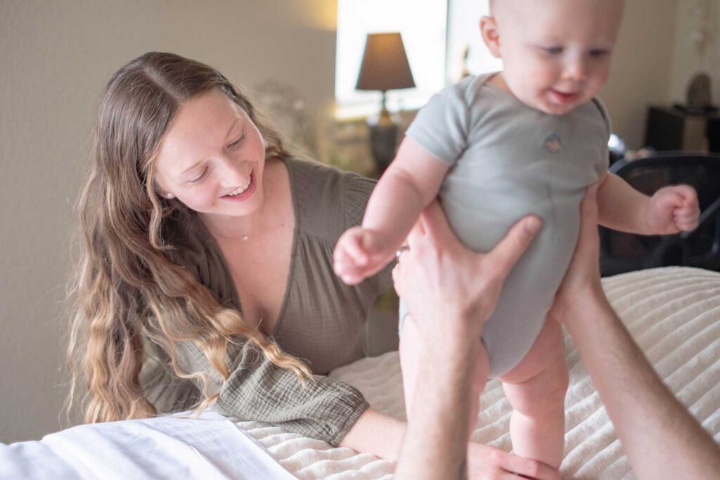 Mother with baby getting Pediatric Acupuncture Boulder | Acupuncture for Kids | Pediatric Acupuncture for Kids in Boulder & Longmont