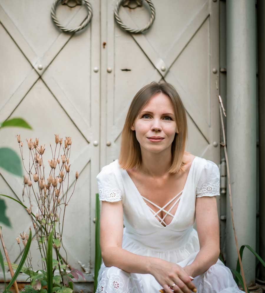 Woman smiling because her hormones are balanced | Acupuncture for Hormone Balance in Boulder & Longmont